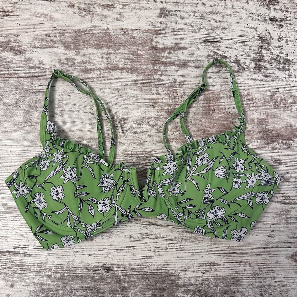 Zaful Floral Green Bikini Top